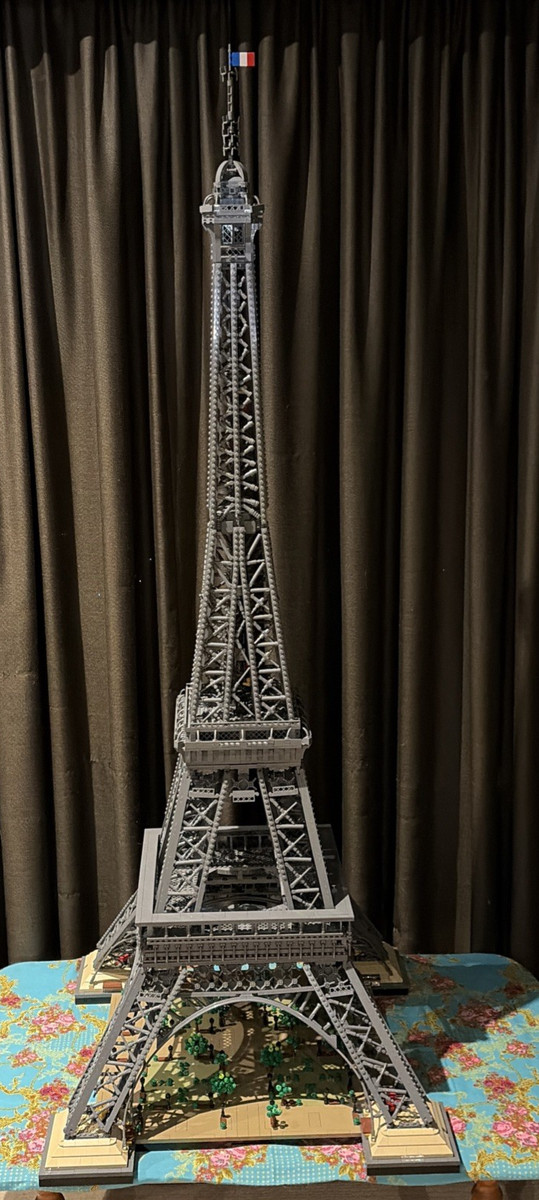LEGO Icons 10307 Eiffel Tower (10,001 pcs)